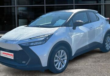 Toyota C-HR 28.000 km 36.980 &euro; Maulburg 79689
