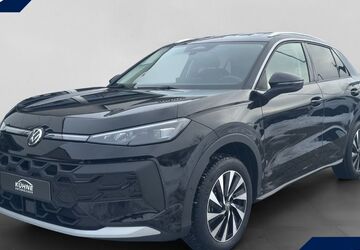 VW T-Roc 3.588 km 37.580 &euro; Torgau 04860