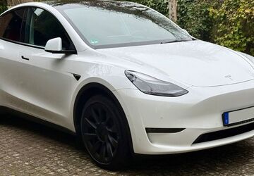 Tesla Model Y 76.500 km 29.400 &euro; Hannover 30559