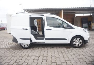 Ford Transit Courier 78.121 km 10.950 &euro; Nufringen/Stuttgart 71154