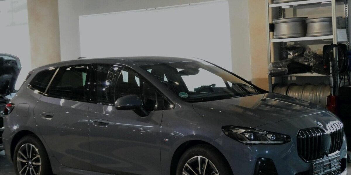 BMW 216 Active Tourer i M Sport 360°,HUD,Driv.Plus 5.800 km 28.590 &euro; Landshut 84030