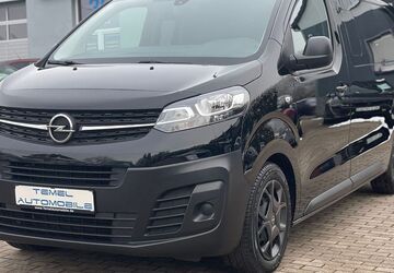 Opel Vivaro 28.982 km 23.499 &euro; Montabaur-Eschelbach 56410