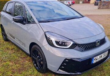 Honda Jazz 9.000 km 27.990 &euro; Mittweida 09648