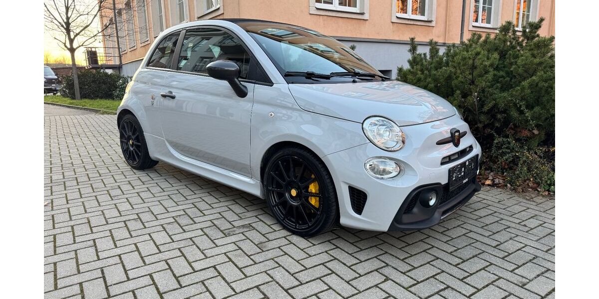 Abarth 595C 42.300 km 25.200 &euro; Dresden 01159
