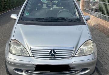 Mercedes-Benz 190 122.000 km 2.700 &euro; Mainz 55126