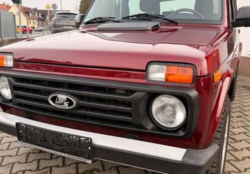 Lada Niva 12.450 km 17.960 &euro; Limeshain 63694