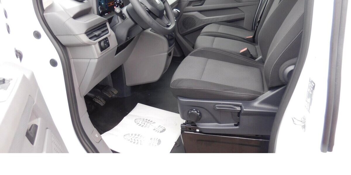 VW T7 Transporter 2.0 Lang TDI 3Sitze Navi Klima 39.100 km 31.990 &euro; Vordorf 38533