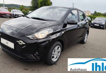 Hyundai i10 3.325 km 17.390 &euro; Freyburg 06632