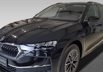 Skoda Octavia 4.000 km 38.580 &euro; Dresden 01067