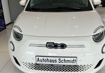 Fiat 500e 22.068 km 19.990 &euro; Dautphetal 35232