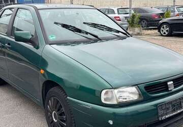 Seat Cordoba 97.149 km 1.880 &euro; Hannover 30165