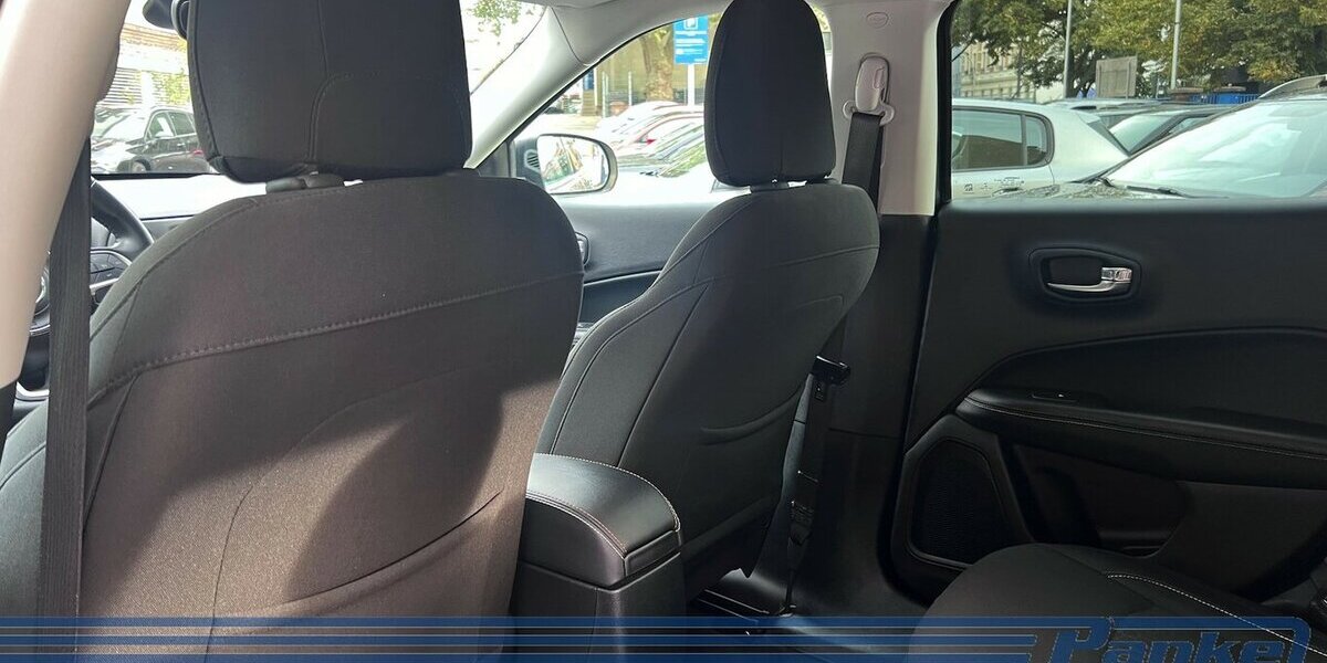 Jeep Compass 1.4 MultiAir Sport FWD*Bluetooth*LaneAss 118.275 km 10.900 &euro; Berlin 13187