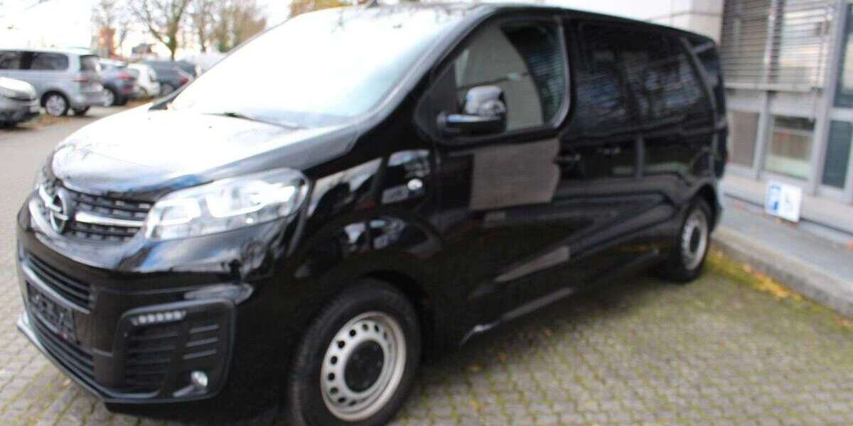 Opel Vivaro 78.000 km 26.490 &euro; Rüsselsheim 65428