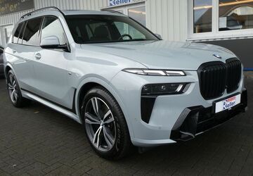 BMW X7 44.246 km 82.900 &euro; Paderborn 33106