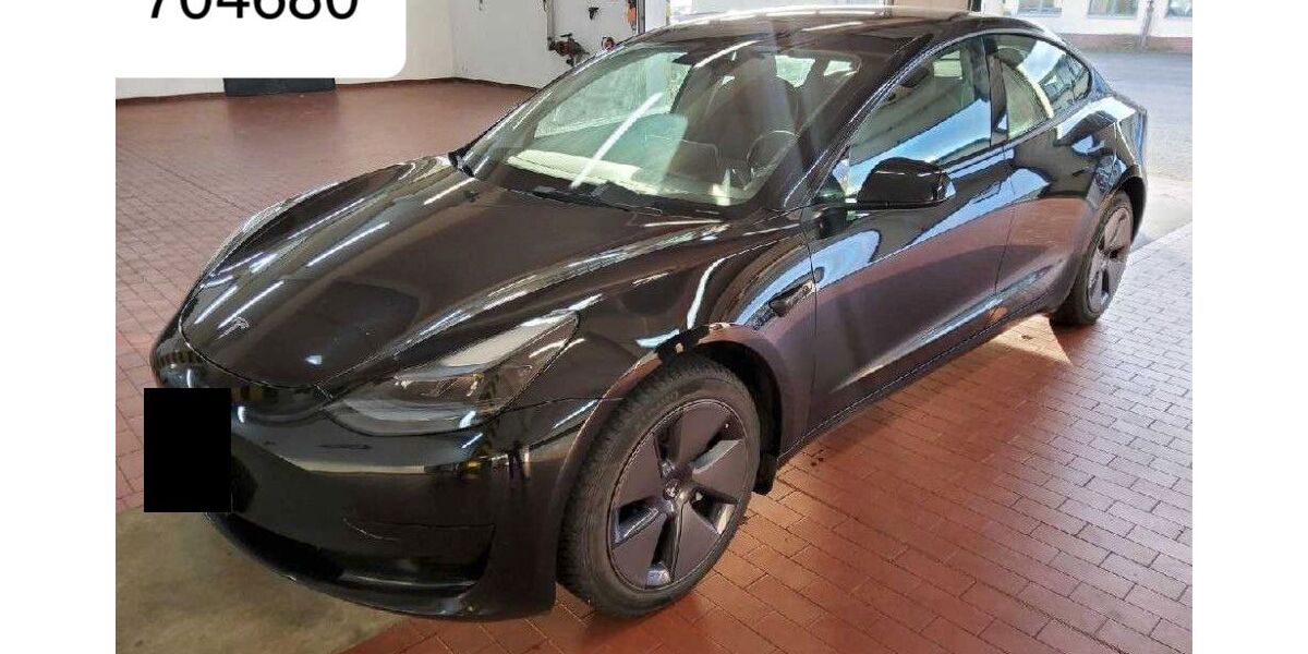 Tesla Model 3 28.615 km 27.450 &euro; Steinbach-Hallenberg OT Herges-Hallenberg 98587