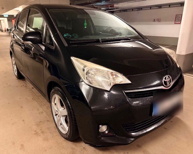 Toyota Verso-S 164.000 km 4.290 &euro; Frankfurt 60486