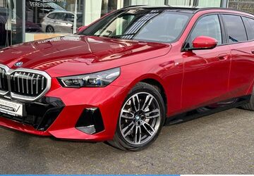 BMW i5 25.348 km 59.730 &euro; Mülheim 45472