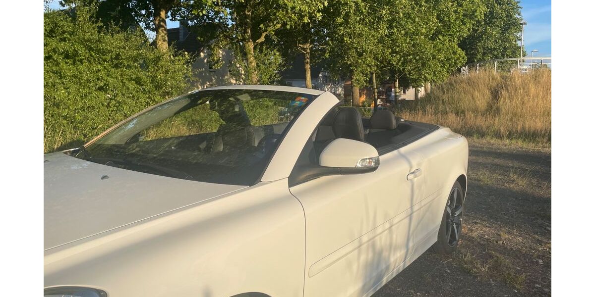 Volvo C70 221.000 km 9.450 &euro; Darmstadt 64291