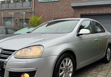 VW Jetta 172.000 km 2.500 &euro; Solingen 42651