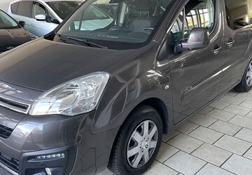 Citroen Berlingo 151.000 km 9.990 &euro; Detmold 32756