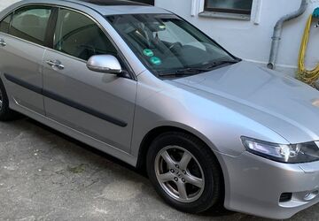 Honda Accord 112.700 km 4.499 &euro; Berlin 12043