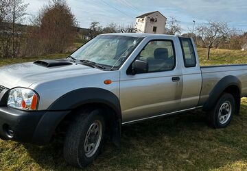 Nissan PickUp 131.265 km 8.100 &euro; Langfurth 91731
