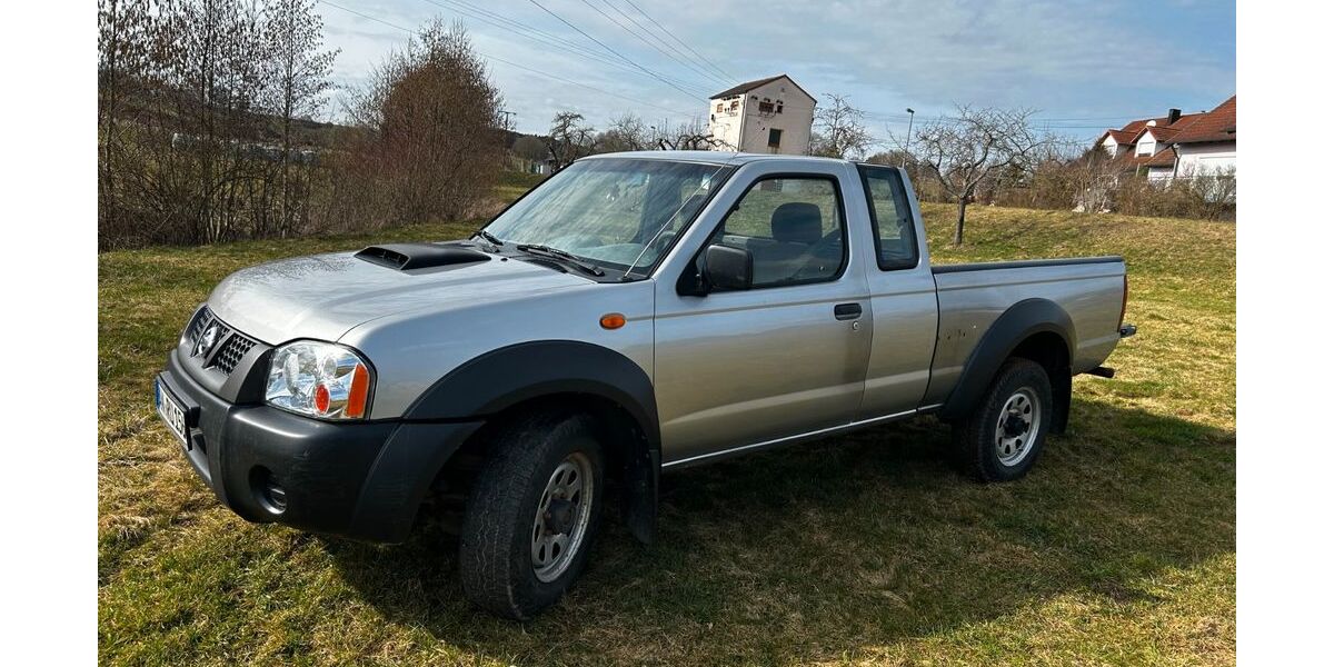 Nissan PickUp 131.265 km 8.100 &euro; Langfurth 91731