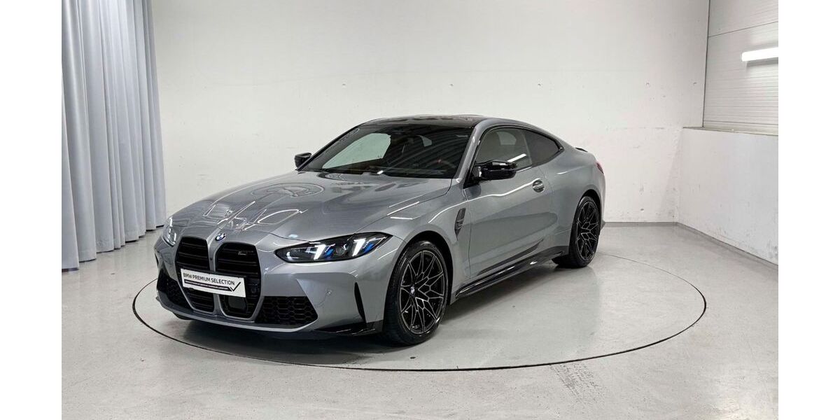 BMW M4 5.000 km 97.900 &euro; München 81825