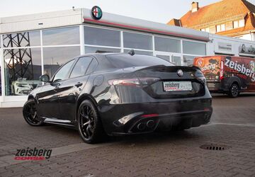 Alfa Romeo Giulia 37.025 km 64.900 &euro; Mönchweiler 78087