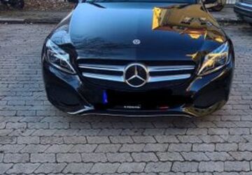 Mercedes-Benz C 250 86.916 km 23.900 &euro; München 81477