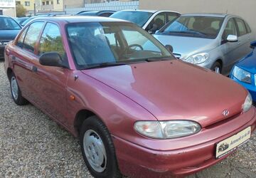 Hyundai Accent 85.000 km 1.499 &euro; Duisburg 47249