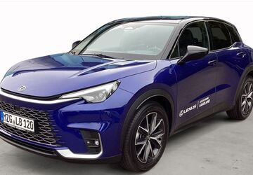 Lexus LBX 11.000 km 39.960 &euro; Merzig 66663