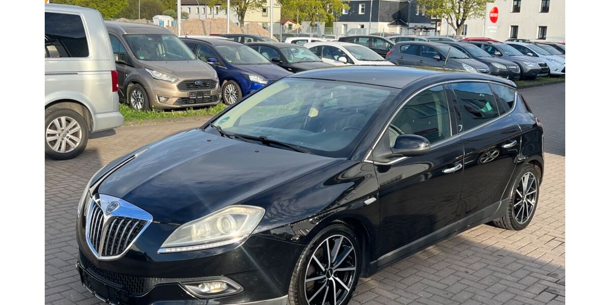 Lancia Delta 198.000 km 2.699 &euro; Breitenworbis 37339