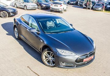 Tesla Model S 180.000 km 24.999 &euro; Nauen 14641