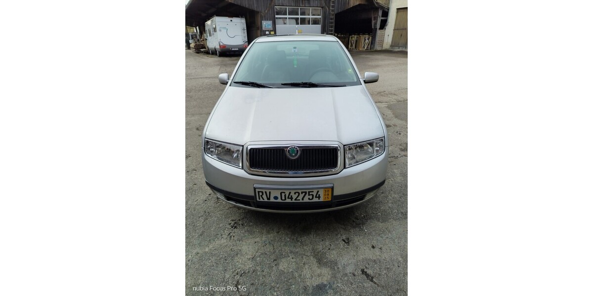 Skoda Fabia 370.695 km 2.500 &euro; Bergatreute 88368