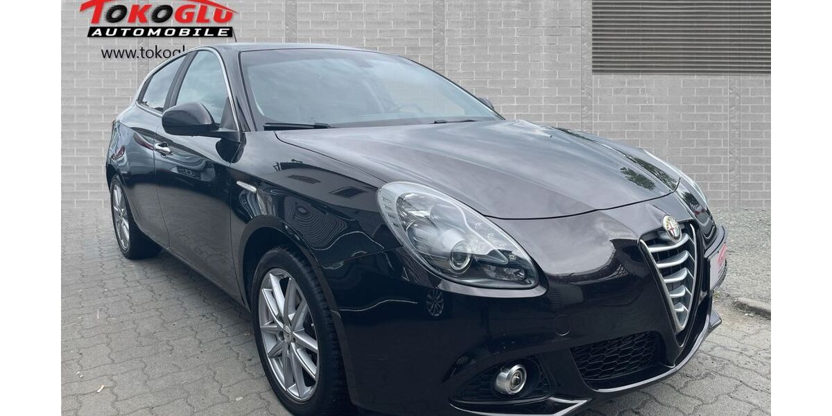 Alfa Romeo Giulietta 198.000 km 5.990 &euro; Dautphetal-Friedensdorf 35232