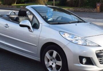 Peugeot 207 107.000 km 4.800 &euro; Neumünster 24536