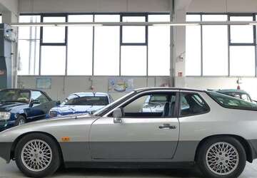 Porsche 924 81.596 km 17.950 &euro; Frankfurt am Main 60388
