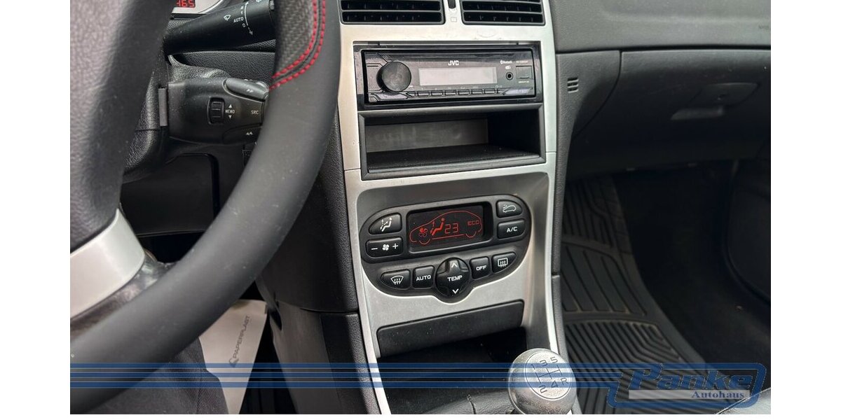 Peugeot 307 CC *SHZ*Leder*PDC*Lichtaut.* 180.465 km 2.890 &euro; Berlin 13187