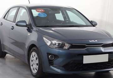 Kia Rio 68.526 km 14.990 &euro; München 80687