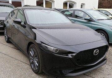 Mazda 3 3.567 km 27.399 &euro; Traunstein 83278