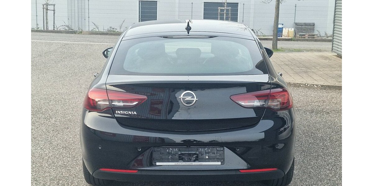 Opel Insignia 1.5 D Elegance Klimaautomatik NAVI 107.000 km 15.699 &euro; Landau 76829