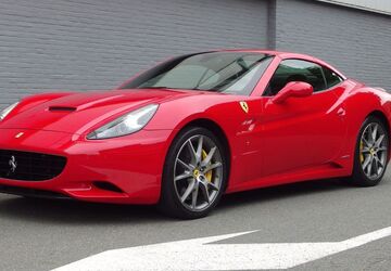 Ferrari California 85.786 km 98.900 &euro; Rijnsburg 2231A