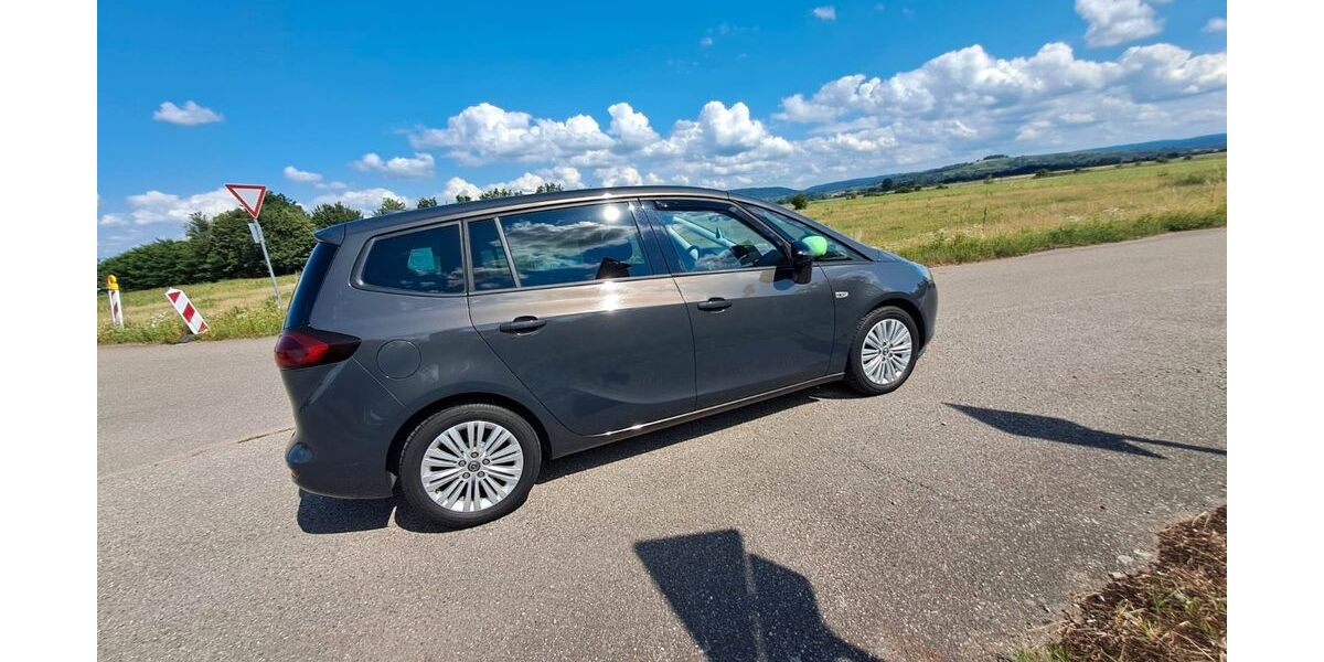 Opel Zafira Tourer 134.850 km 9.500 &euro; Neuried-Schutterzell 77743