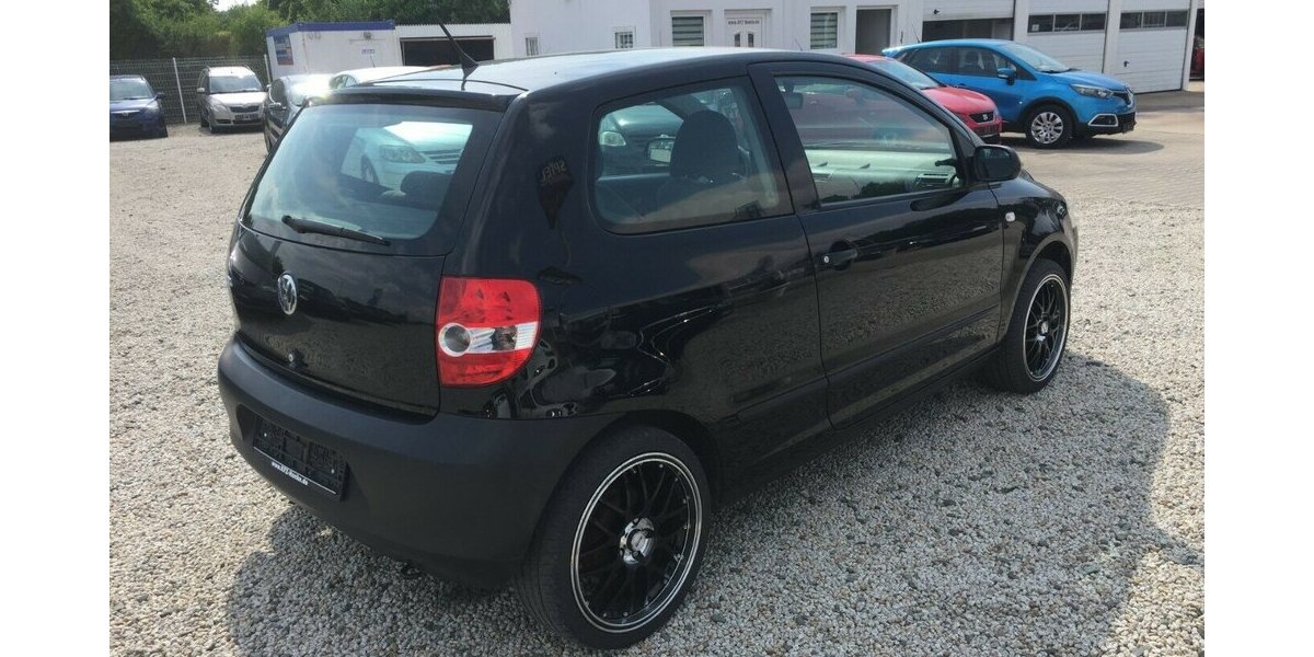 VW Fox Breitreifen auf 17 Zoll Alu! Tüv 06/27! 150.000 km 2.999 &euro; Himmelkron 95502