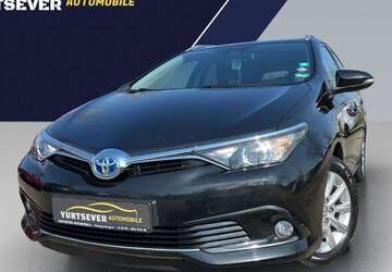 Toyota Auris 83.101 km 17.990 &euro; Holzgerlingen 71088
