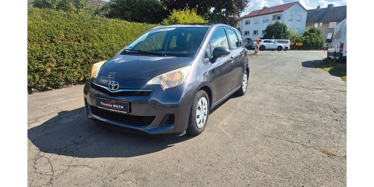 Toyota Verso-S 149.000 km 4.900 &euro; Biedenkopf 35216