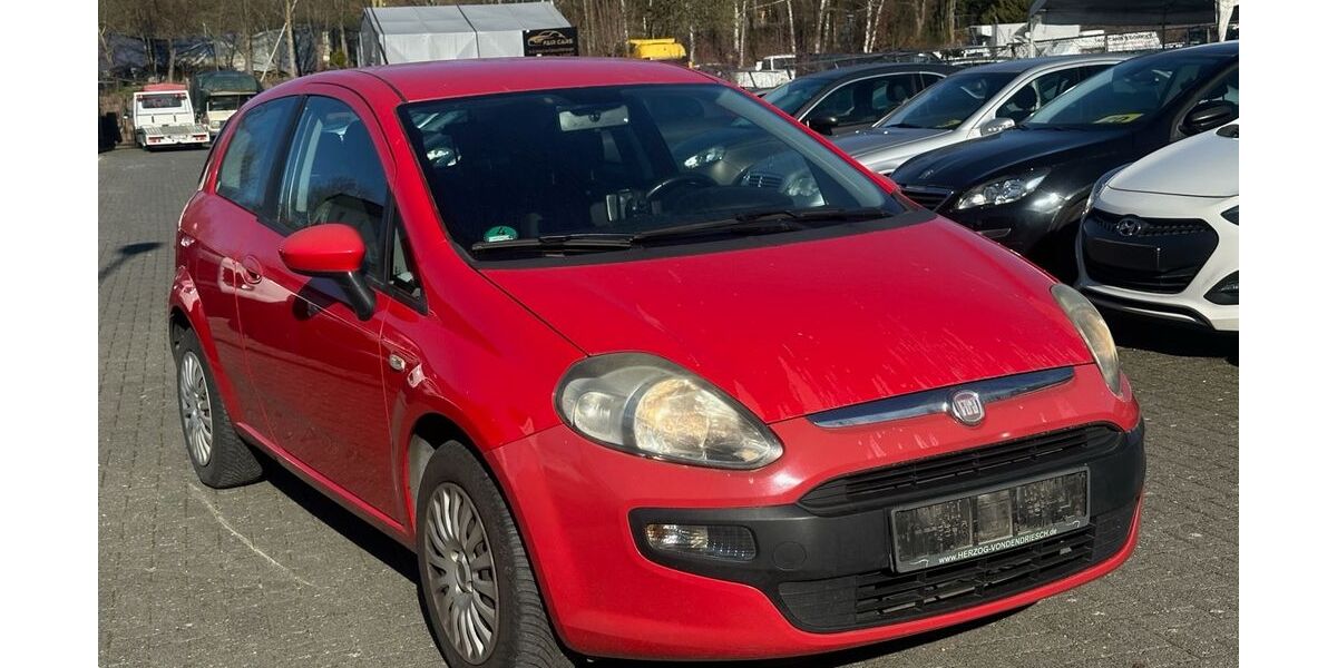 Fiat Punto Evo 136.000 km 2.200 &euro; Aachen 52070