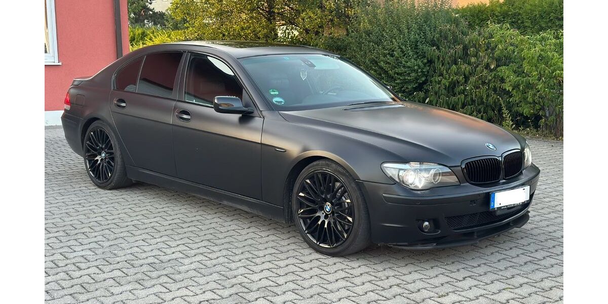 BMW 740 186.000 km 6.750 &euro; München 81827