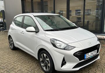 Hyundai i10 7.945 km 17.980 &euro; Schloß Holte-Stukenbrock 33758